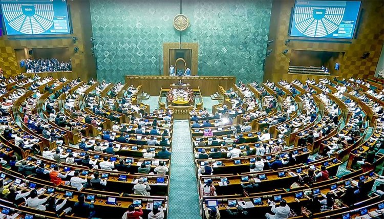 लोकसभा-विधानसभा में महिलाओं को आरक्षण देने वाला संविधान संशोधन विधेयक लोकसभा से नहीं हो सका पारित